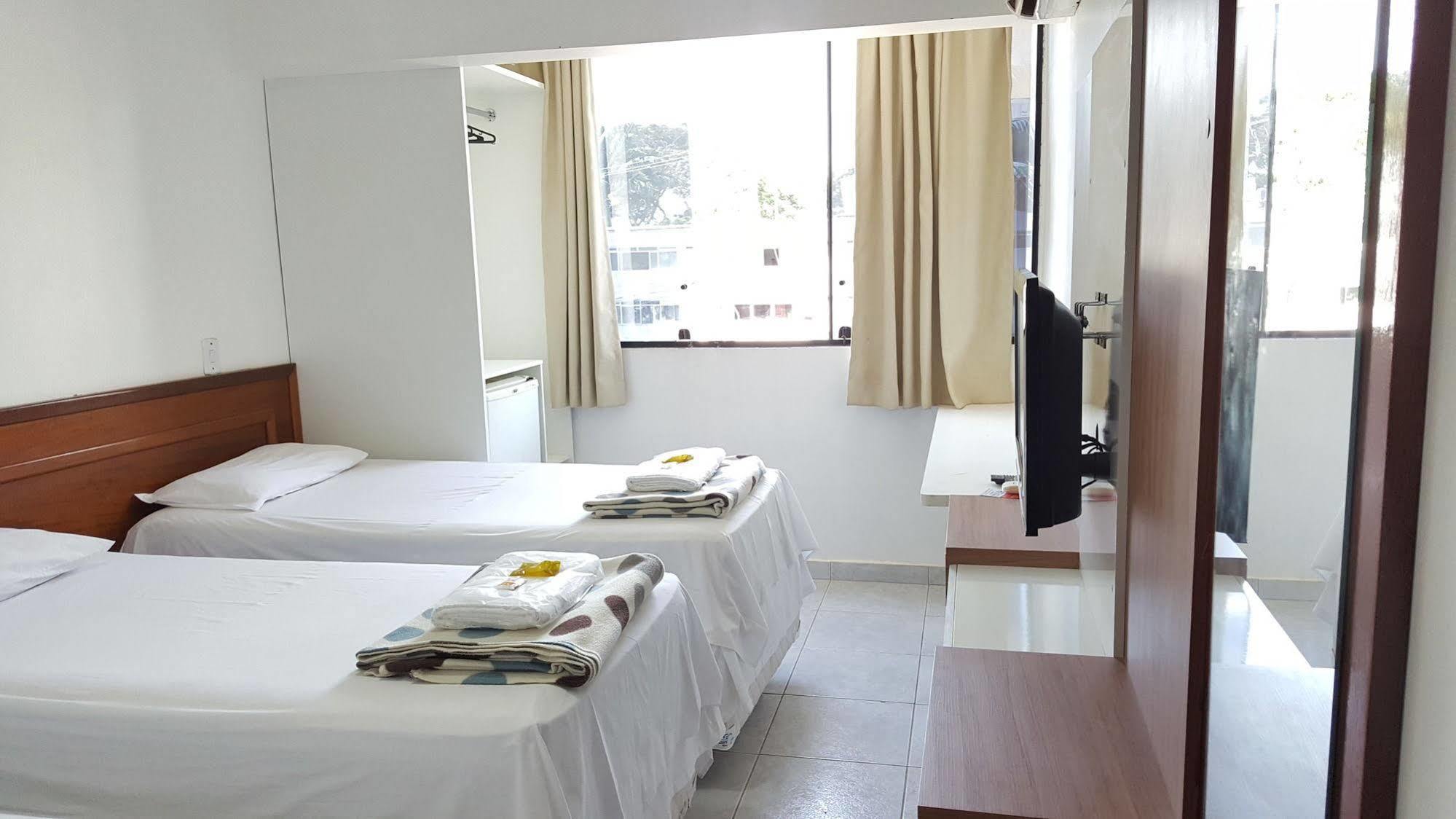 Ht Suites Mobiliadas ブラジリア エクステリア 写真
